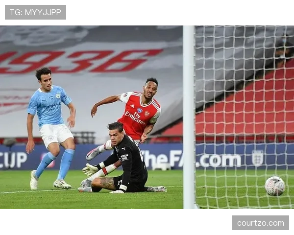 伊萨克如何以技术优势破解顶级中卫防守