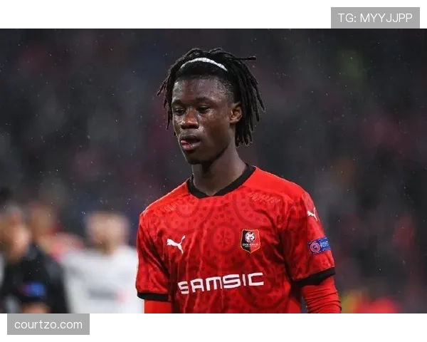 卡马文加与佩德里：技术型中场的风格分野与实战效率解析